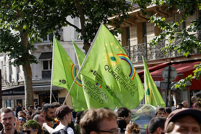 Gay pride Paris JUN13-215
